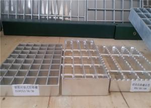Stainless Steel Carbon Steel Serrated Bar Grating Stair Treads For Construction Oil Refinery Sewage Surface Bearing