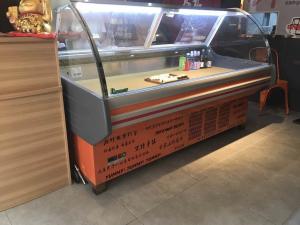 Quality Refrigerated Display Serve Over Counter Meat Display Cooler With LED Light for sale