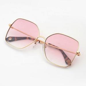 China Custom Ladies Stylish Lifestyle Sunglasses Women Pentagon Shaped Metal Sunglasses on sale