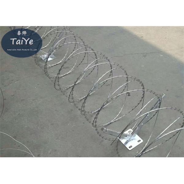 Galvanized Bigger Barbed Wire Fasteners Clips Use Clips Applicator