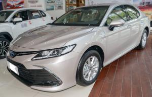 Quality Hybrid Toyota Camry 2022 Dual Engine 2.5HE Elite Plus Version 4 Door 5 Seats 3 Space for sale