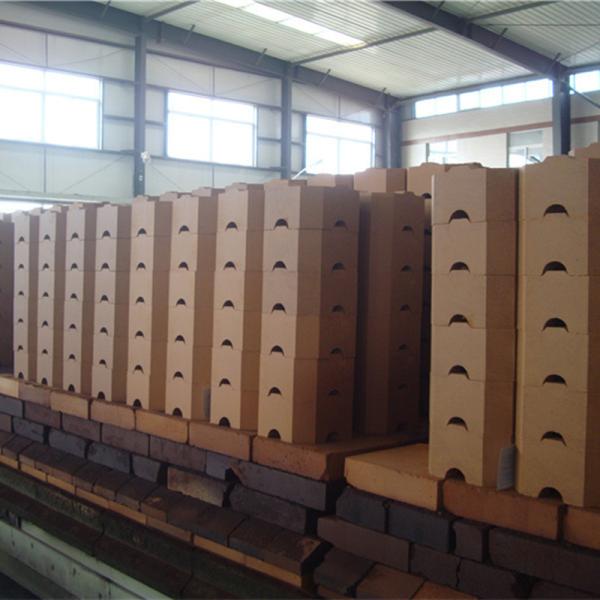 Boost Glass Production with Henan Hongtai's Sintered MZ and Fused DMZ Magnesia Bricks