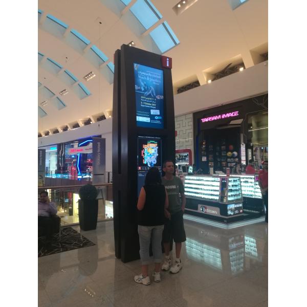 Durable Floor Standing LCD Advertising Display 380Cd / M2 Brightness