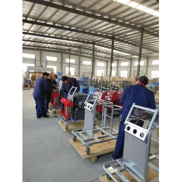 Metering Control 7.5KW Polyurethane Spray Foam Machine