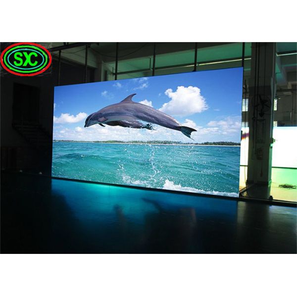 Indoor Full Color P2.5 Hanging LED Display with SMD1515 Standard Die Cast Aluminum Cabinet and 160mm x 160mm Module Size