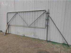 China 900mm Height Hot Dip Galvanized Wire Filled Welded Gate With 1 Brace on sale