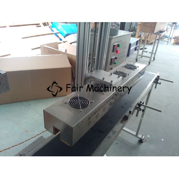 50B/Min 1.8KW Screw Capper Machine , SS316 Automatic Aluminum Foil Sealing Machine