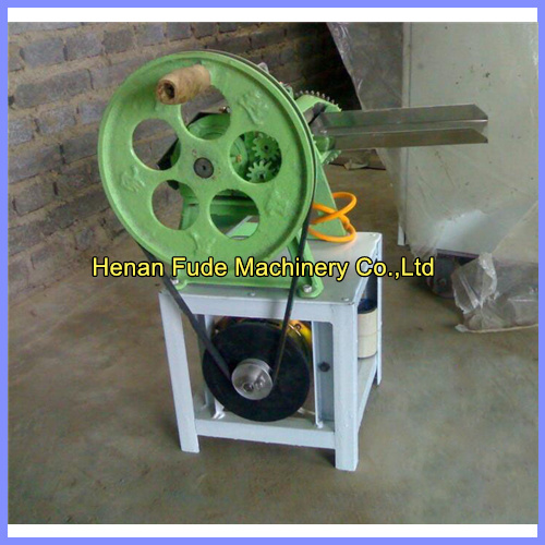 Round flat cake cutting machine, round flat cake shredder, pencake slicer