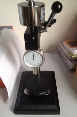 Plastic Electronic Digital Shore Hardness Tester , High Precision