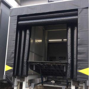 Industrial Thermal Insulated Dock Seal Manual Open Inflatable Loading Dock