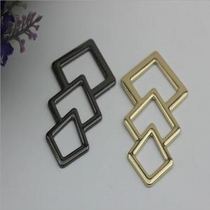 China Novelty design triangle pattern gold & gunmetal zinc alloy metal logo plate for shoes accessories on sale