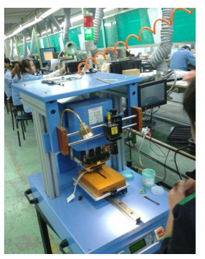 PID Control 2000W 0.05mm Precision Hot Bar Soldering Machine