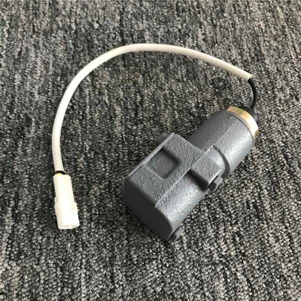 Hydraulic Pump Proportional Control Solenoid Valve For Hitachi EX100/EX120-1/2/3/EX200-1/2/3