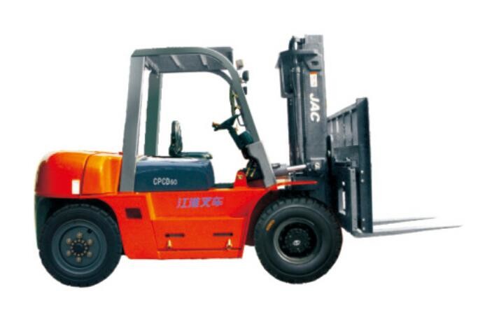 Quality Durable Warehouse Lifting Equipment 5 Ton Diesel Forklift With Side Sliding Fork for sale