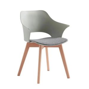 China PP Plastic Modern Leisure Chair Ergonomic Living Room Furniture on sale