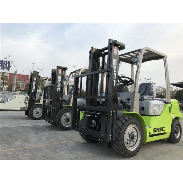 Brick Diesel Forklift with Block Clamp Attachment