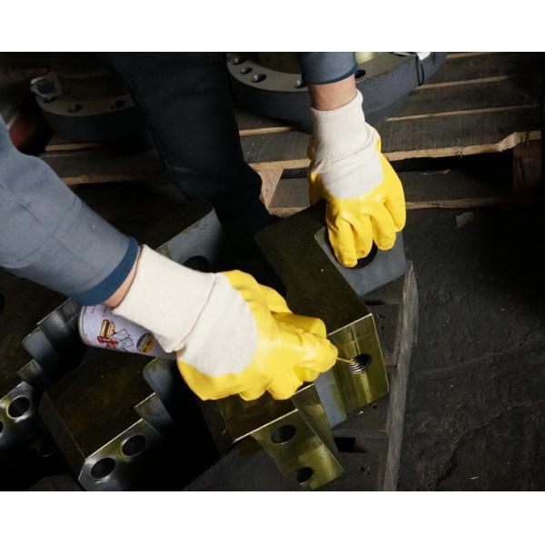 Nitrile Half Coating Interlock Liner Water Resistant Gloves