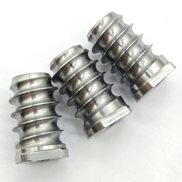 303 304 Stainless Steel Thread Adapter Internal Thread / External Threaded Straight Thread Adapter