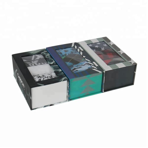 High Quality Christmas Custom Magnetic Close Paper Gift 3 Set Socks Packaging Box With Clear Pvc Window