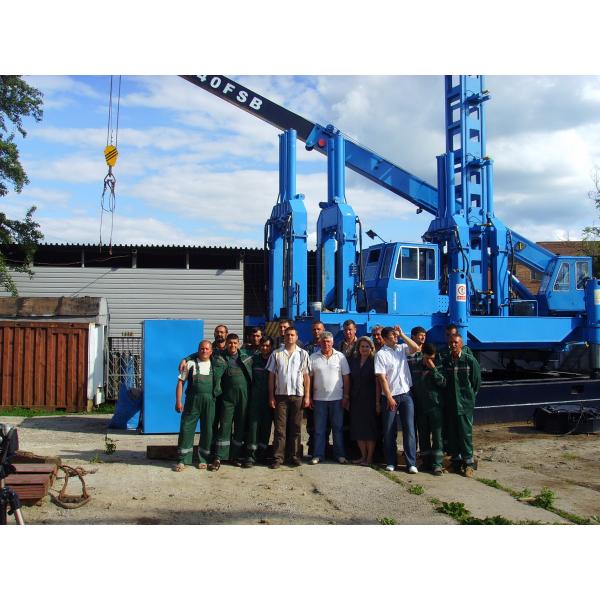360T 11° Steering Hydraulic Piling Machine For Building Construction