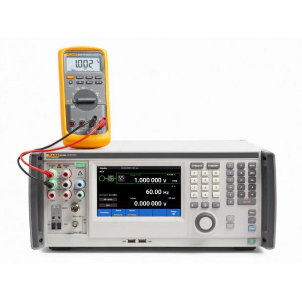 Industrial Fluke 5560A Multi Product Calibrator Benchtop 6.5 Digit Multimeters