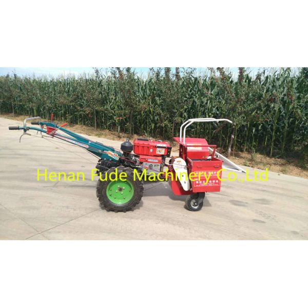 Small corn harvesting machine,maize harvesting machine