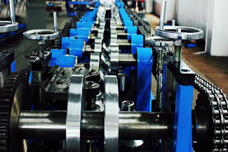 PLC Computer Control C Z Purlin Roll Forming Machine For Large-Scale Construction