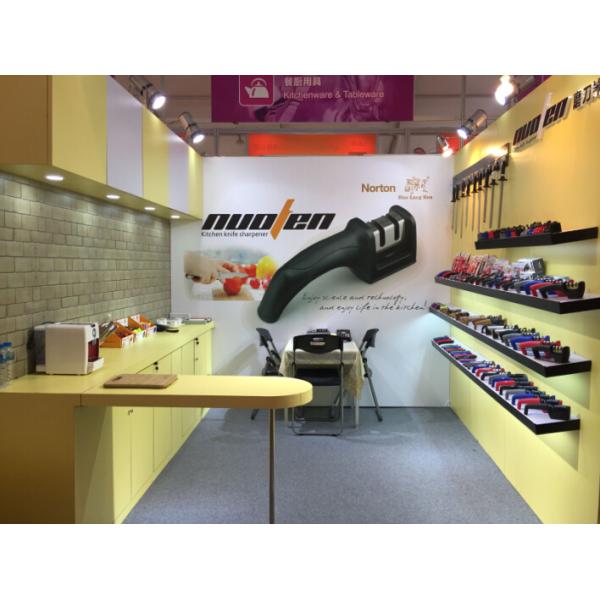 Safe Handle Household Knife Sharpener With LFGB / BSCI Approved , 180*62*55mm