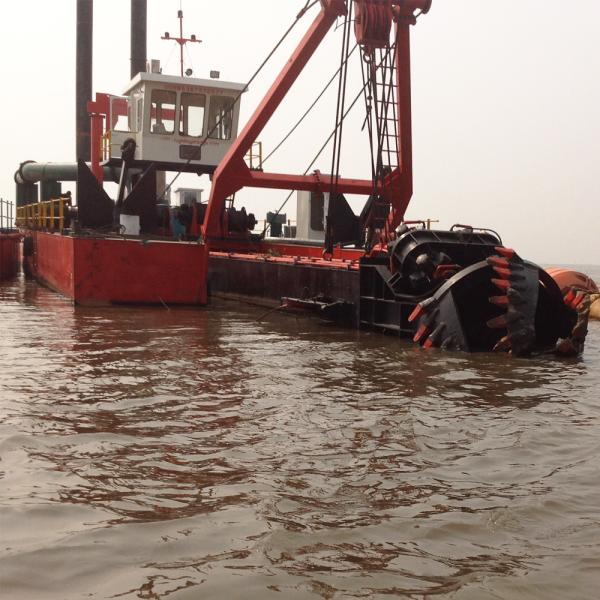 Powerful Diesel Engine Cutter Head River Dredger With Square Shape Up To 3000m Discharge Distance