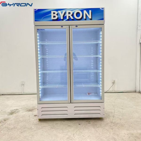 Three Door Commercial Beverage Cooler Single Temp Adjustable Shelf