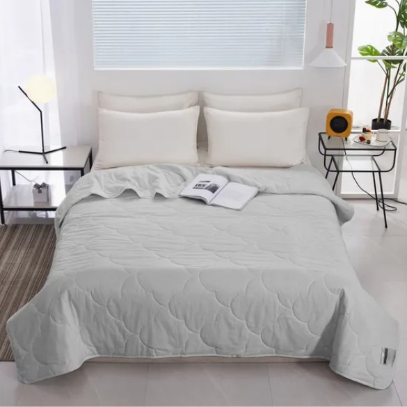 Green Beige Binding Solid Microfiber Comforter Soft Quilt Duvet Polyester Filling