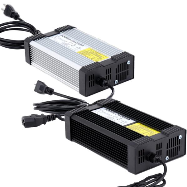 Constant Current Fireproof Battery 24V Lithium Ion Charger With LED Indicators