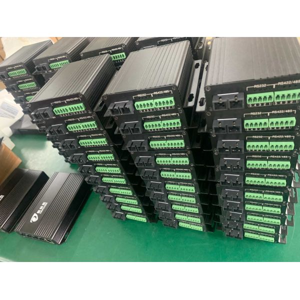 RS232 Serial Converter Multimode Fiber Optic 850nm Duplex SC Port Wall Mounted