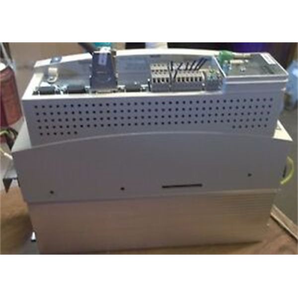 Lenze EVS9323-EPV100 SERVO CONTROLLER 9300 SERIES 400/480 VAC 1.5 KW (2 HP)