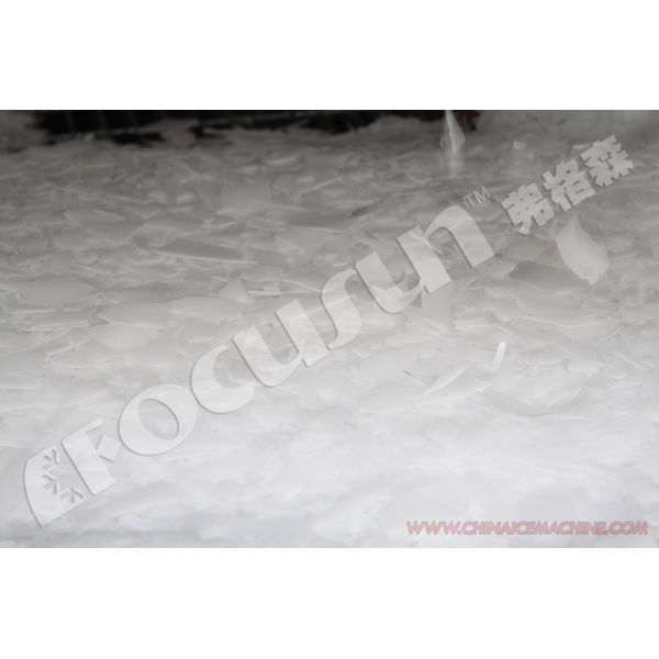 FOCUSUN 20 tons Flake Ice Making Machine for Large Ice Storage Capacity of 15000kg