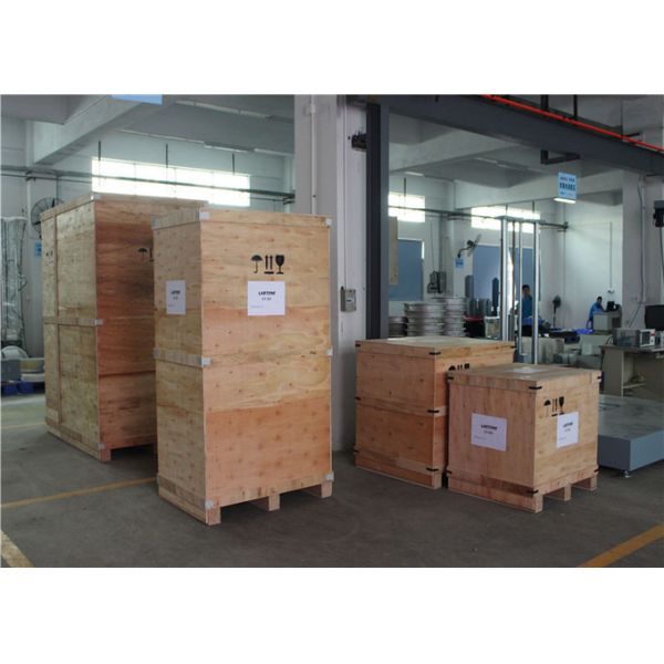 2-5Hz  Vibration Table With 120 x 150 cm Table Meets ISTA, ISO and IEC Standards 2