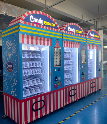 Convenient 300 Kg Snack Food Vending Machine With Smart Backend System And 21.5