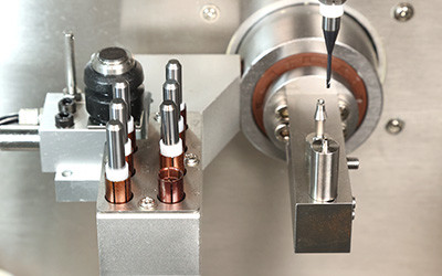 Multi Axis Milling Machine For Dental Laboratory