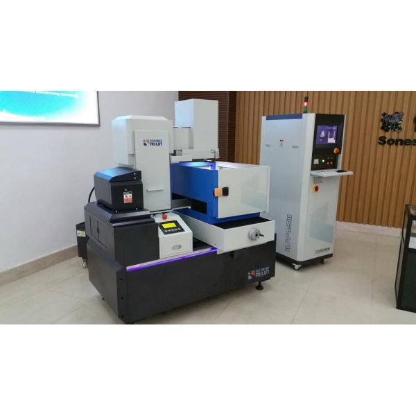 2018 CNC wire edm machine or edm cut machine