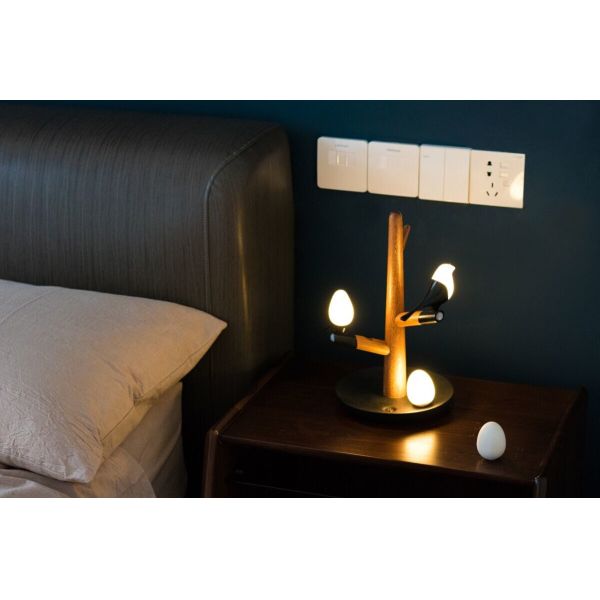 Motion Activated LED Sculpture bird Lamp dimming HomeTree Technology – Wireless Charging Beech Maglamp