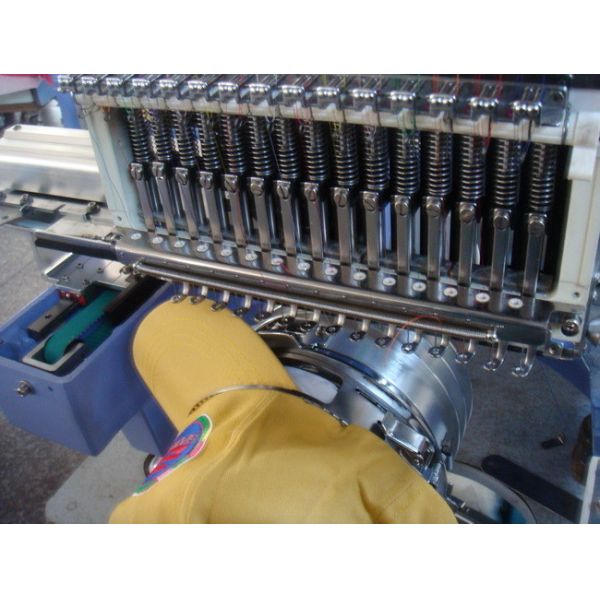 Single Head Cap Embroidery Machine With Table Small And Exquisite