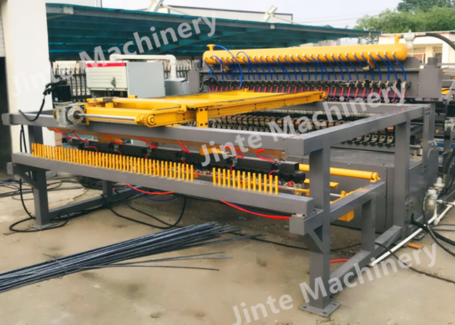 3-6mm Highway Barriers Production Wire Mesh Welder
