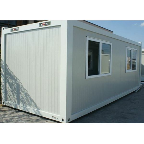 Sturdy Durable Modern Shipping Container Homes 220V - 250V Voltage With Open Balcony