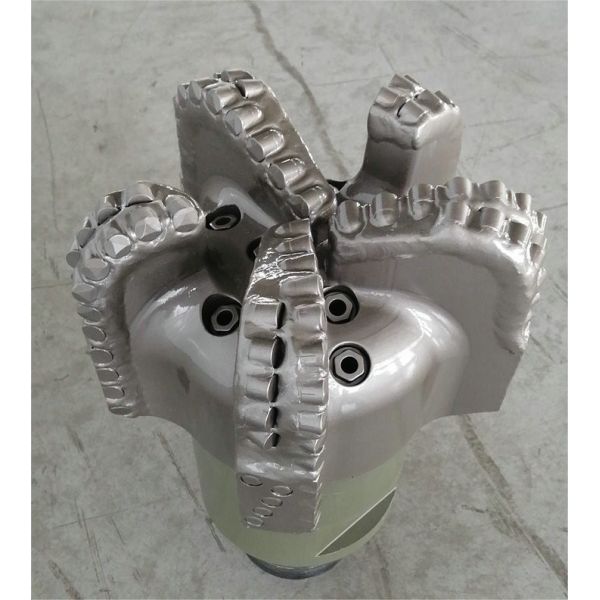 Oil Field 19mm Polycrystalline Diamond Compact Drill Bits ISO Impregnated Diamond Bit